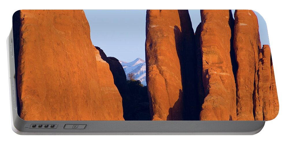 Utah Portable Battery Charger featuring the photograph Sandstone Fins by Steve Stuller