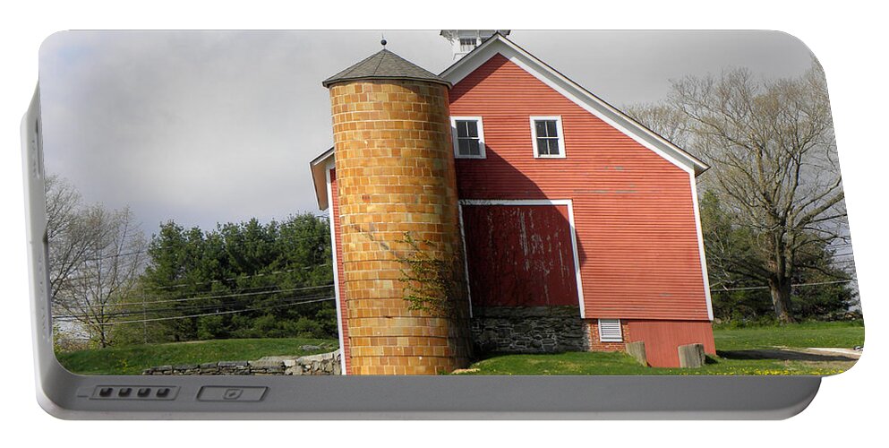 University Of Connecticut Portable Battery Charger featuring the photograph Uconn CT Barn by Kim Galluzzo Wozniak