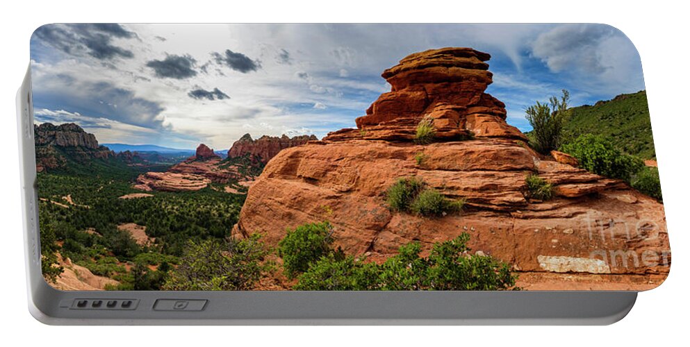 Arizona Portable Battery Charger featuring the photograph Beautiful Sedona Panorama by Raul Rodriguez
