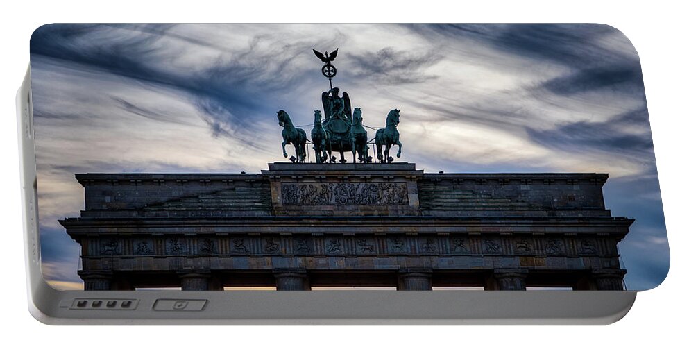 Brandenburg Portable Battery Charger featuring the photograph Brandenberg Gate #1 by Ross Henton