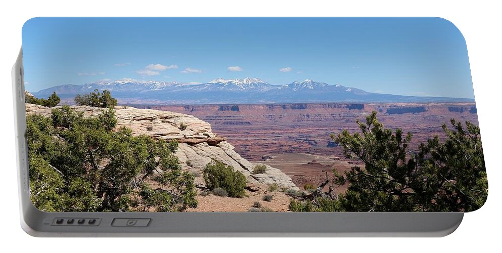Canyonlands National Park Portable Battery Charger featuring the photograph Canyonlands View - 2 #1 by Christy Pooschke
