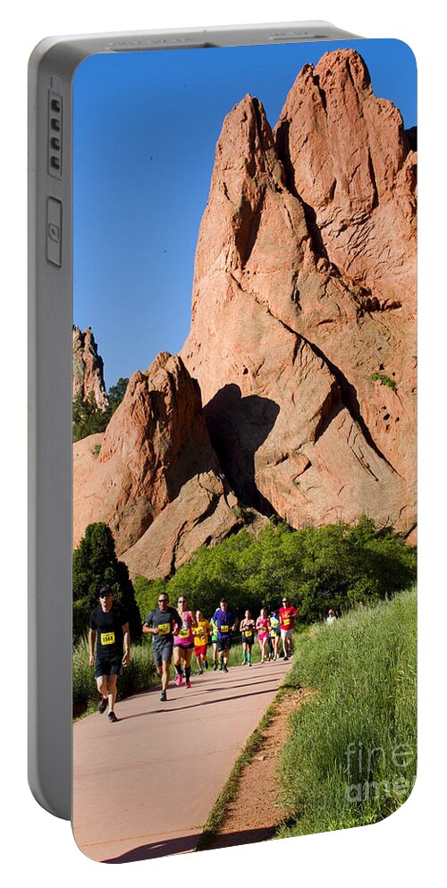 Garden Of The Gods 10 Miler Portable Battery Charger featuring the photograph Garden of the Gods Ten Mile Run in Colorado Springs #1 by Steven Krull