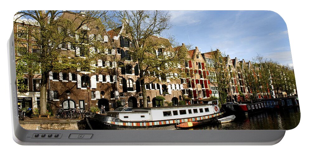 Prinsengracht Portable Battery Charger featuring the photograph Prinsengracht #1 by Fabrizio Troiani