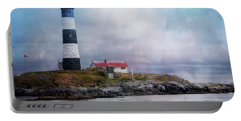 Lighthouse Portable Battery Charger featuring the photograph Lighthouse at Race Rocks by Marilyn Wilson
