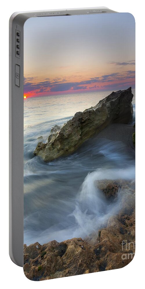 Blowing Rocks Portable Battery Charger featuring the photograph Splitting the Tides #1 by Michael Dawson