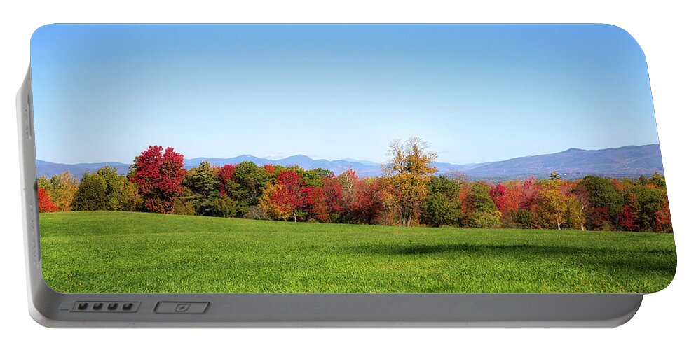 Fall Portable Battery Charger featuring the photograph The Ramblin Vewe #1 by Robert Clifford