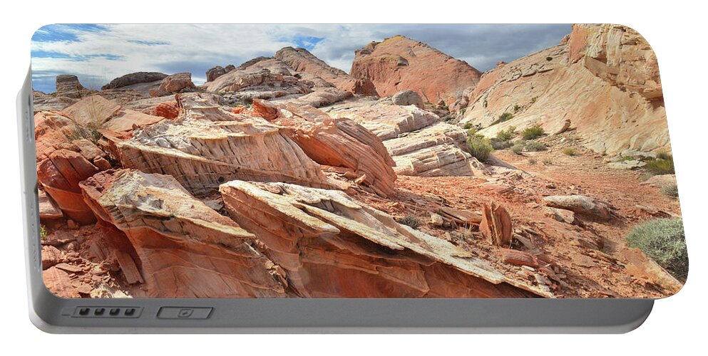 Valley Of Fire State Park Portable Battery Charger featuring the photograph Valley of Fire High Country #5 by Ray Mathis