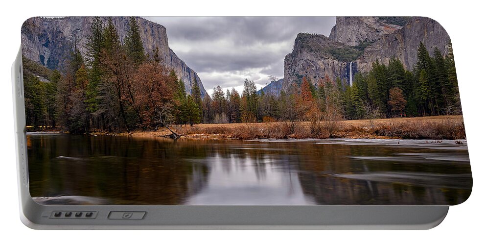 Yosemite National Park Portable Battery Charger featuring the photograph Yosemite Valley #1 by Mike Ronnebeck