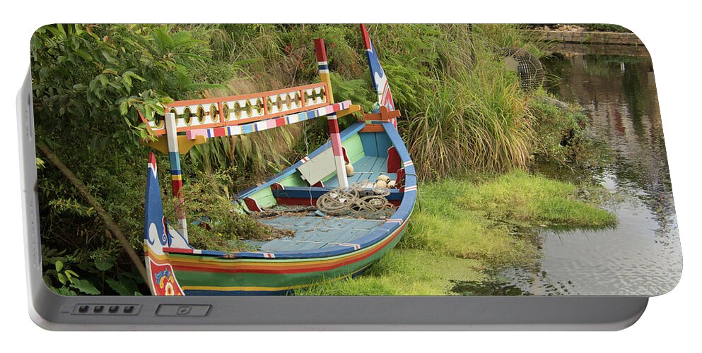 Shaman Boat Portable Battery Charger featuring the photograph 10715 Boat by Pamela Williams