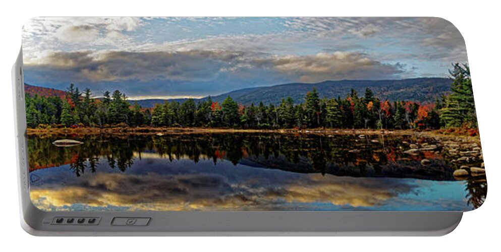 New Hampshire Portable Battery Charger featuring the photograph New Hampshire Fall 2017 panorama #4 by Doolittle Photography and Art