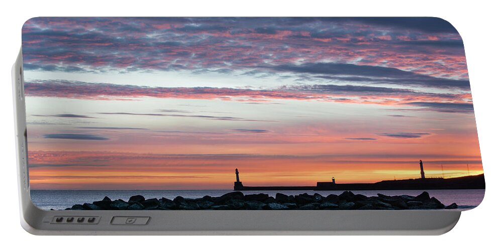 Aberdeen Portable Battery Charger featuring the photograph Aberdeen Lighthouses by Veli Bariskan