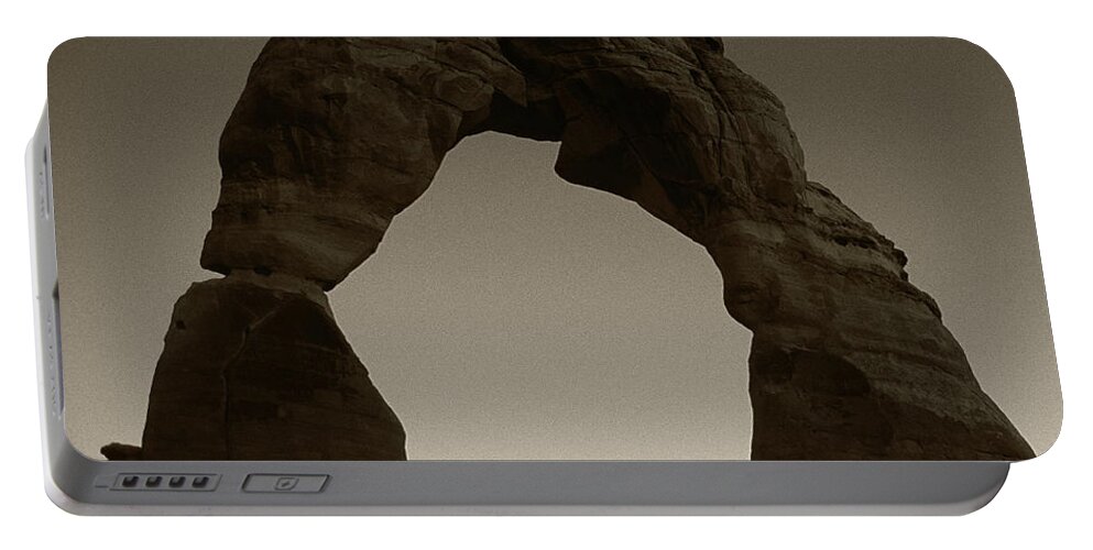 Arches National Park Portable Battery Charger featuring the photograph Delicate Arch BW by Steve Williams
