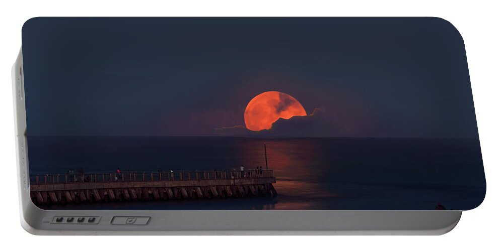 Delray Portable Battery Charger featuring the photograph Big Orange Moon Boynton Inlet by Ken Figurski