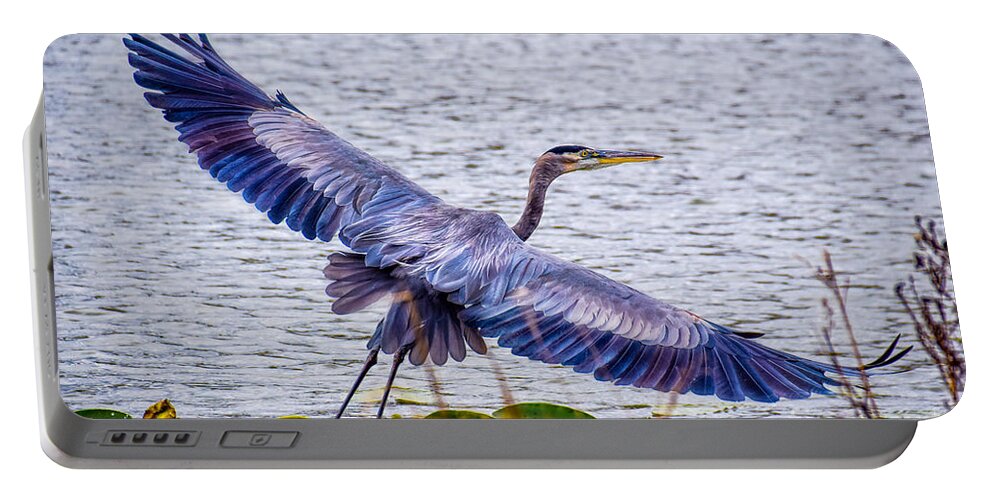 Peggy Franz Photography Portable Battery Charger featuring the photograph Blue Heron Take Off by Peggy Franz