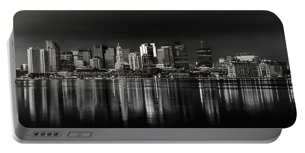 Boston Portable Battery Charger featuring the photograph Boston Sunrise by Rob Davies