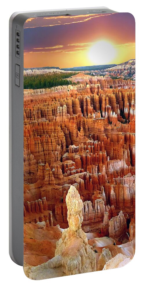 Bryce Canyon Portable Battery Charger featuring the photograph Bryce Canyon's Inspiration Point by Mitchell R Grosky