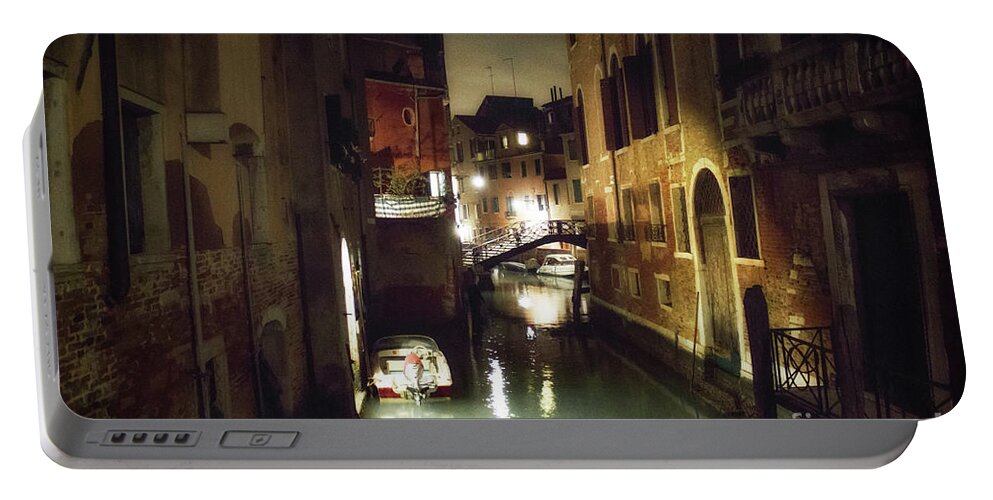 Venice Portable Battery Charger featuring the photograph Buona Notte by Becqi Sherman
