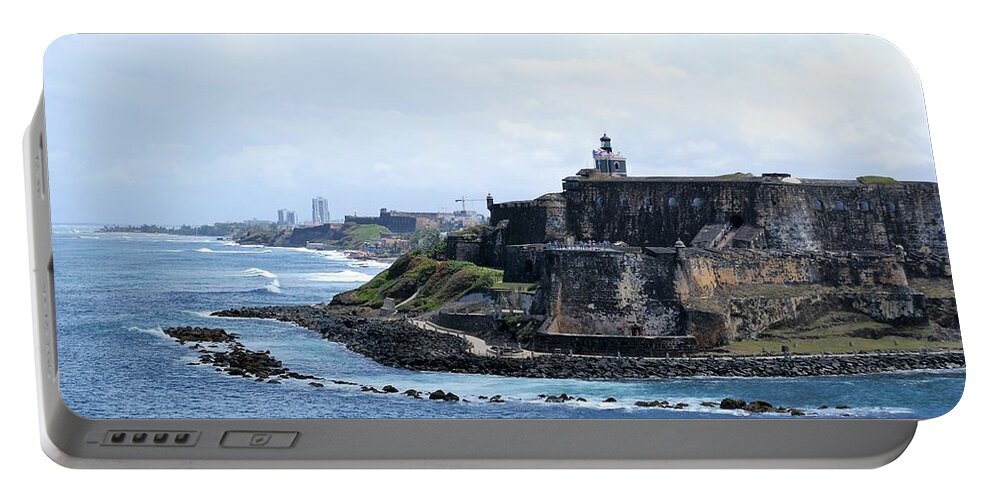 Fort Portable Battery Charger featuring the photograph Castillo San Felipe del Morro by Lois Lepisto