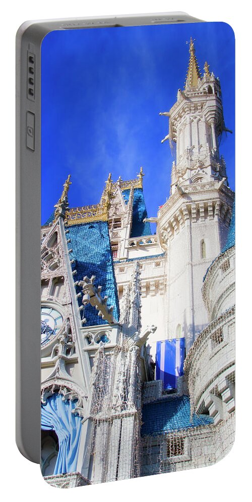 Wdw Portable Battery Charger featuring the photograph Castle in the Clouds by Mark Andrew Thomas