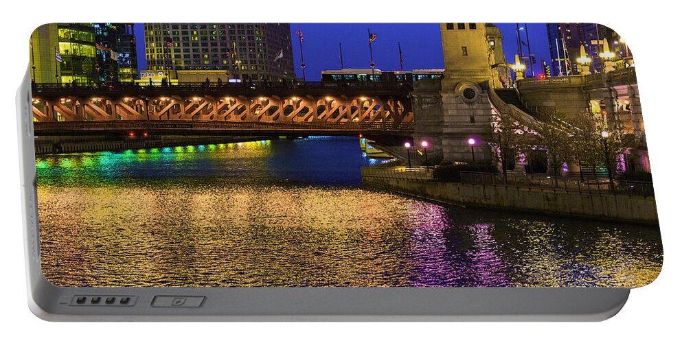  Portable Battery Charger featuring the photograph Chicago River Ver2 by Raymond Kunst