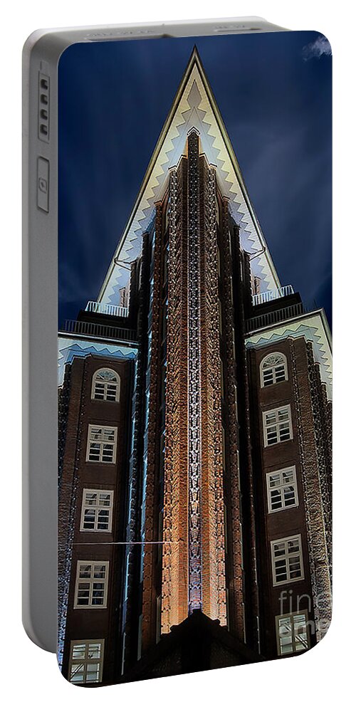 Chilehaus Portable Battery Charger featuring the photograph Chilehaus, Hamburg by Smart Aviation
