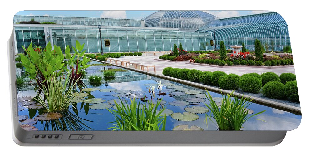 St. Paul Portable Battery Charger featuring the photograph Como Park Conservatory by Kyle Hanson