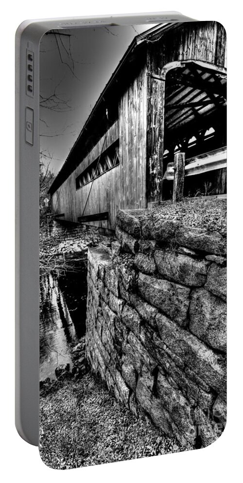 New Hampshire Portable Battery Charger featuring the photograph Coombs Covered Bridge by Steve Brown