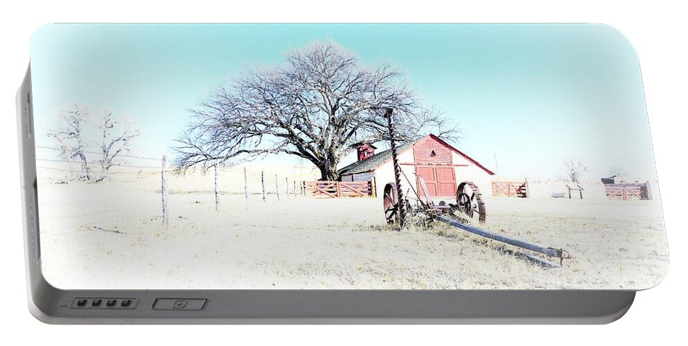 Rural Landscape Portable Battery Charger featuring the photograph Cottonwood Ranch by Merle Grenz