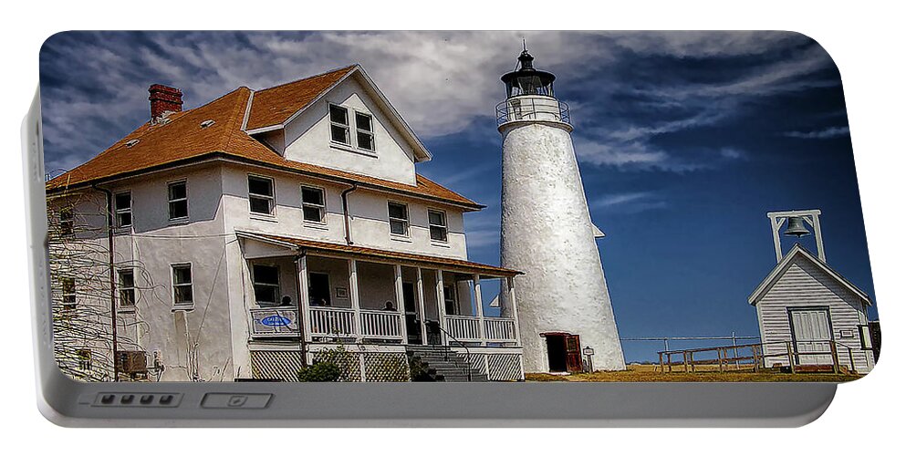Lighthouse Portable Battery Charger featuring the photograph Cove Point Lighthouse by Nick Zelinsky Jr