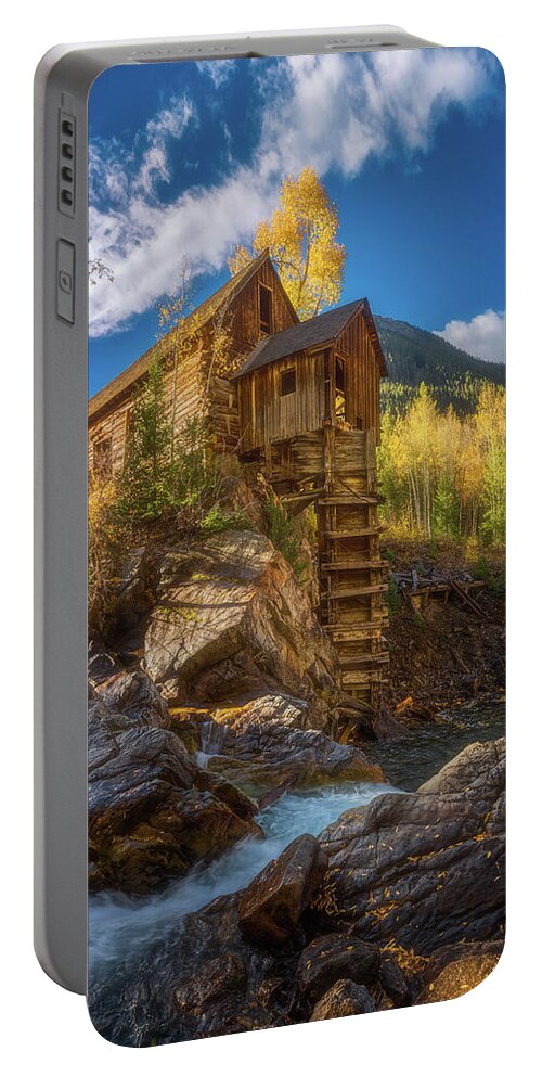 Old Mill Portable Battery Charger featuring the photograph Crystal Mill Morning by Darren White