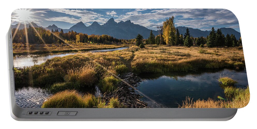 Scenery Portable Battery Charger featuring the photograph Day's End by Jody Partin