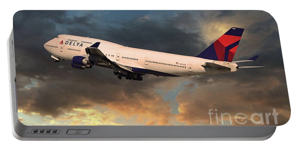 Delta Portable Battery Charger featuring the digital art Delta Airlines Boeing 747 N633US by Airpower Art