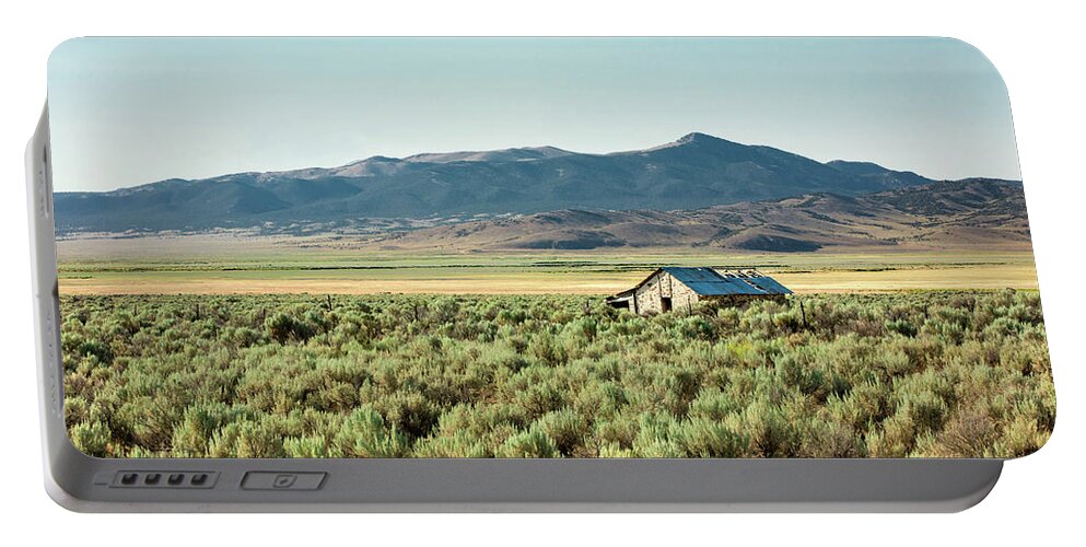 Elko Portable Battery Charger featuring the photograph Deserted by Todd Klassy