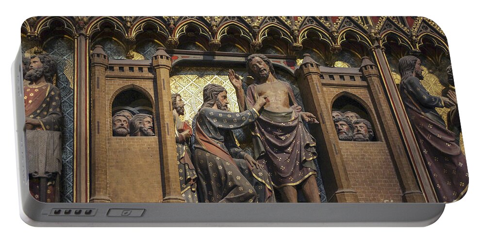 Apostles Portable Battery Charger featuring the photograph Doubting Thomas scene by Patricia Hofmeester