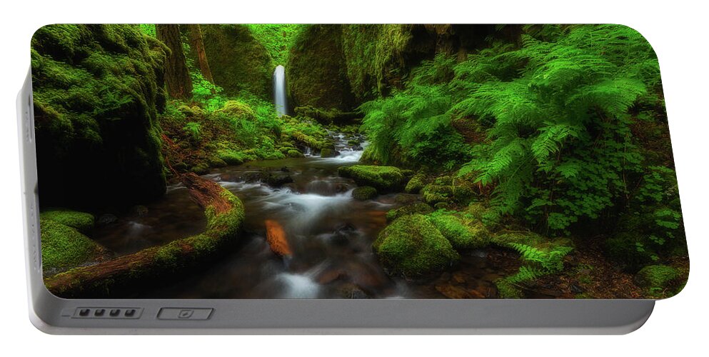 Oregon Portable Battery Charger featuring the photograph Early Morning at the Grotto by Darren White