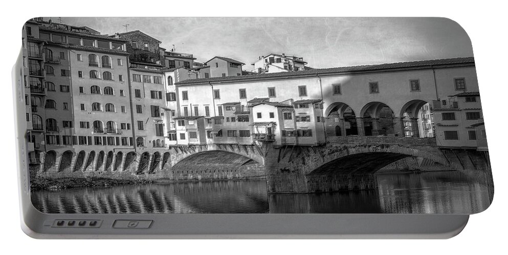Florence Portable Battery Charger featuring the photograph Early Morning Ponte Vecchio Florence Italy by Joan Carroll