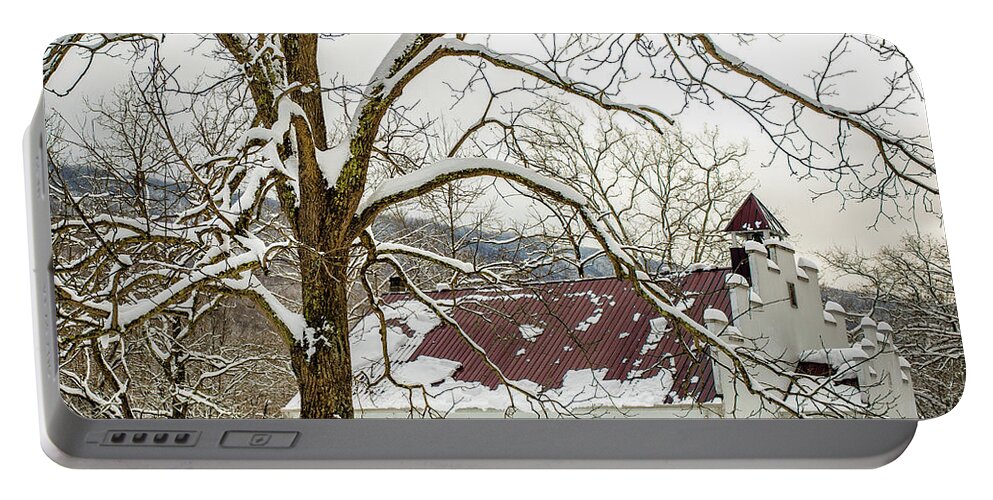 Landscape Portable Battery Charger featuring the photograph East Chapel Church by Joe Shrader