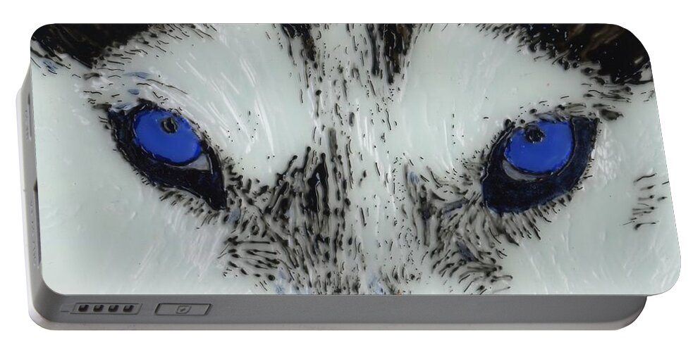 Eyes Portable Battery Charger featuring the painting Eyes of the Wild by Phil Strang