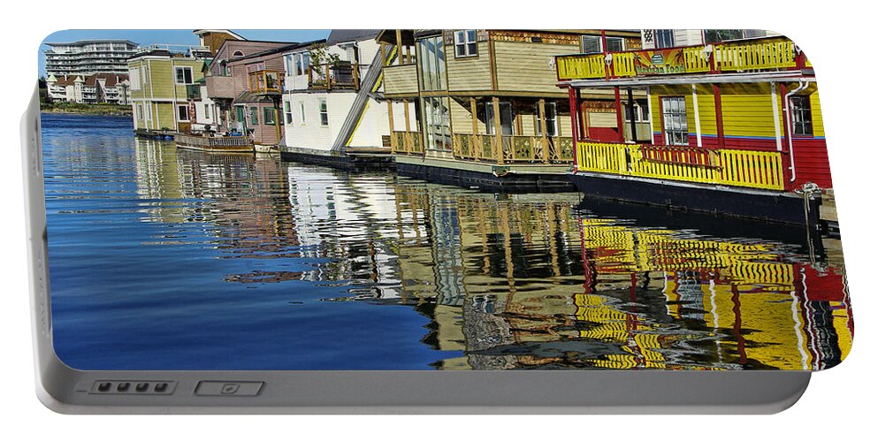 Houseboats Portable Battery Charger featuring the photograph Fisherman's Wharf by Marilyn Wilson