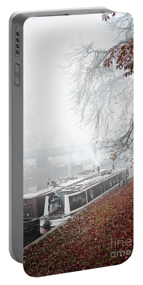 River Cam Portable Battery Charger featuring the photograph Floating Homes of River Cam by Eden Baed