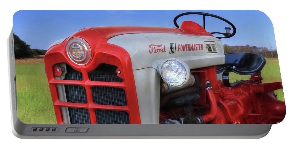 Ford Portable Battery Charger featuring the photograph Ford 851 Powermaster by Lori Deiter
