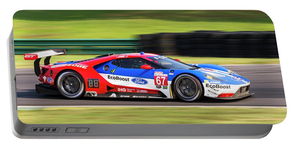 Ford Gt Portable Battery Charger featuring the photograph Ford GT Briscoe Westbrook by Alan Raasch