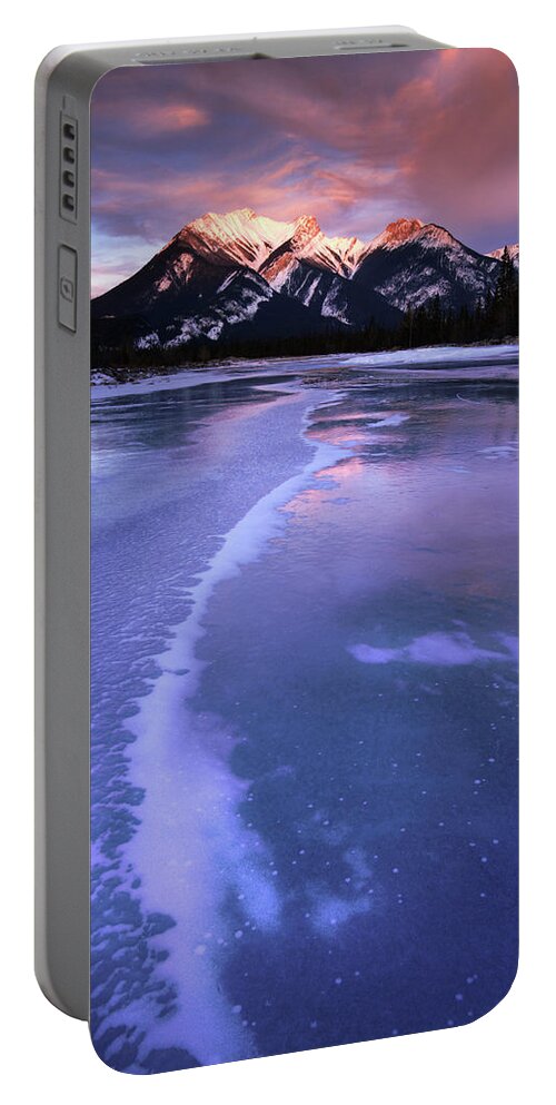 Jasper Portable Battery Charger featuring the photograph Frozen Sunrise by Dan Jurak