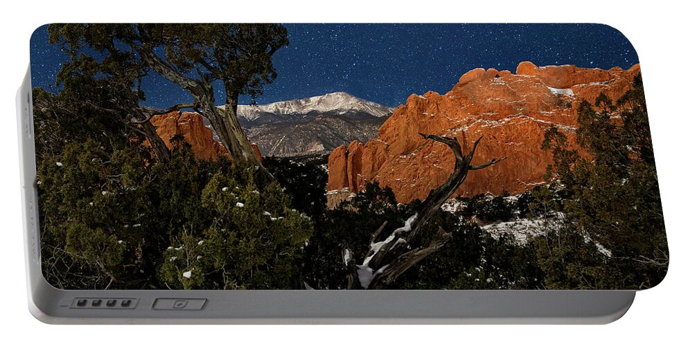 Gog Portable Battery Charger featuring the photograph Garden of the Gods at Night by David Soldano