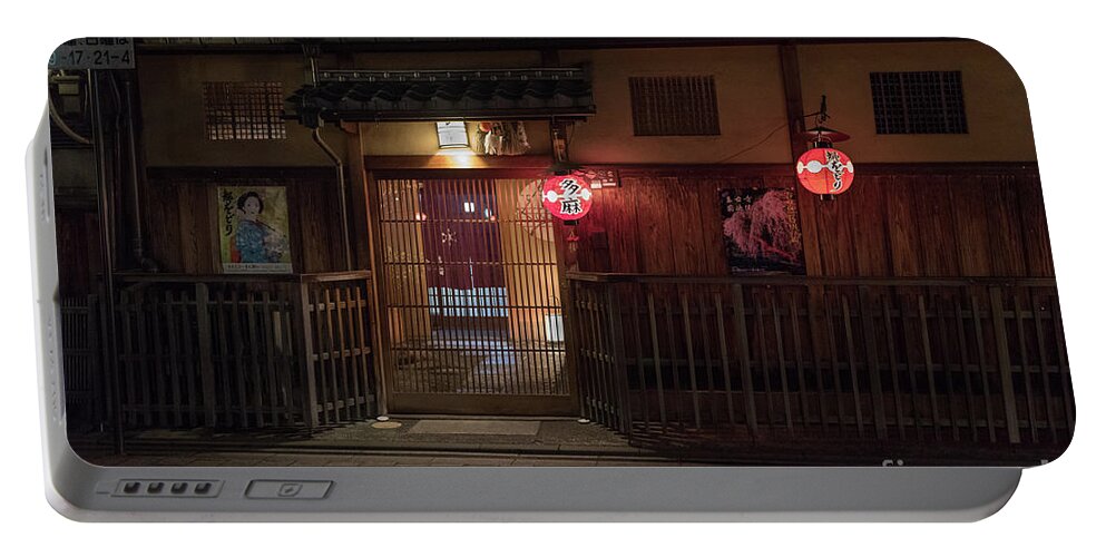 Travel Portable Battery Charger featuring the photograph Geisha Tea House, Gion, Kyoto, Japan by Perry Rodriguez