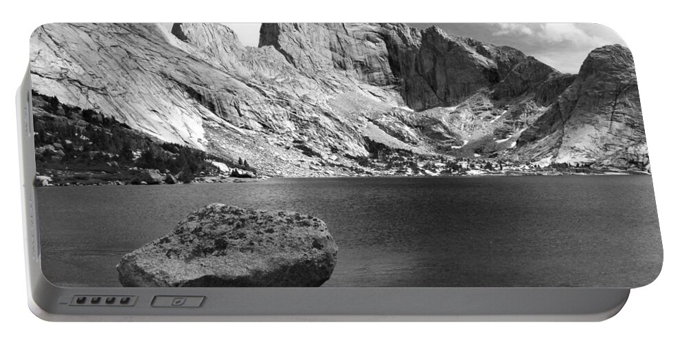 Wyoming Portable Battery Charger featuring the photograph Glacial Erratic at Deep Lake Black and White by Brett Pelletier
