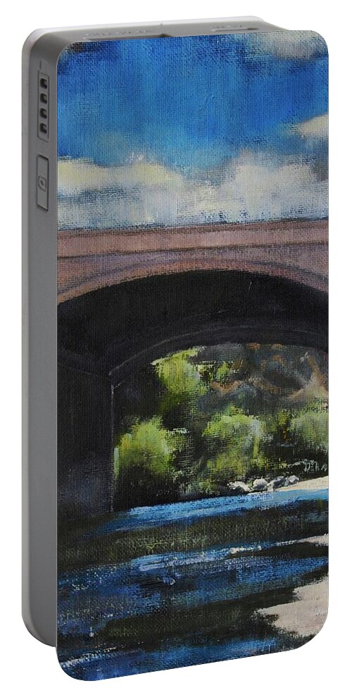 Glendale Boulevard Portable Battery Charger featuring the painting Glendale Bridge by Richard Willson
