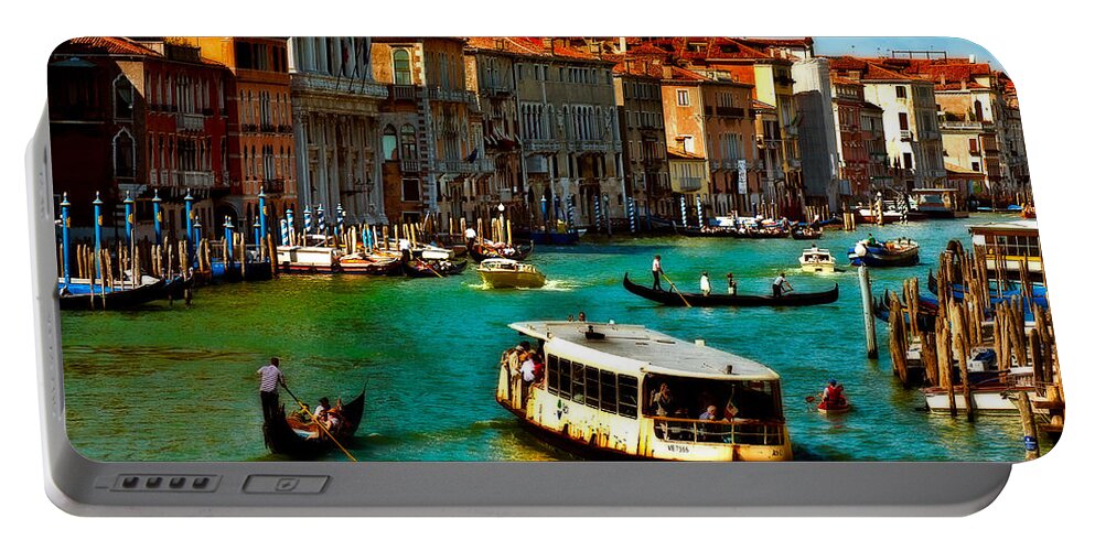 Grand Canal Portable Battery Charger featuring the photograph Grand Canal Daytime by Harry Spitz