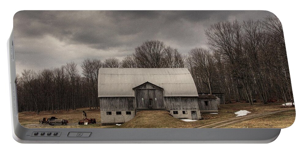 Barn Portable Battery Charger featuring the photograph Grays by Terry Doyle