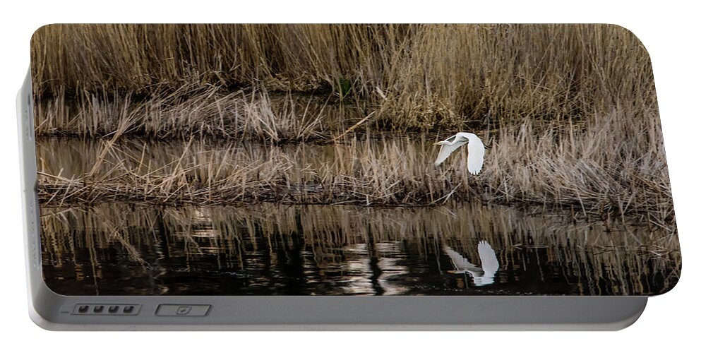 Great Egret Portable Battery Charger featuring the photograph Great Egret's flight to a new position by Torbjorn Swenelius
